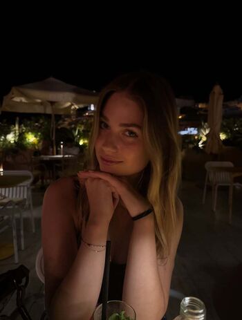 Full leaked Roxy dekker page private onlyfans photo