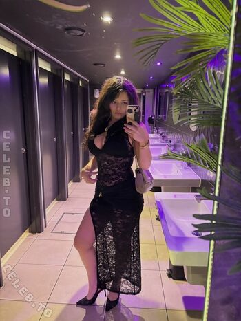 Full leaked Roxy mya private onlyfans photo