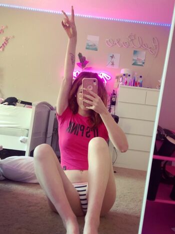 Full leaked Roxy rae page private onlyfans photo