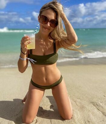 Full leaked Roxy striar private onlyfans photo