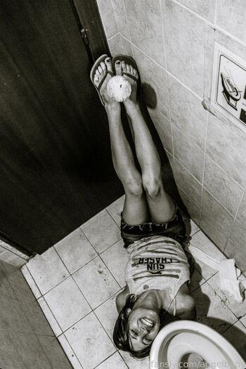 Full leaked Roxyrose private onlyfans photo