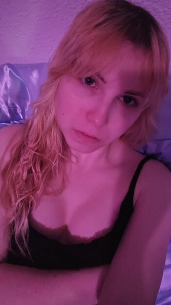 Full leaked Rozi rabbit private onlyfans photo