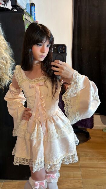 Full leaked Rozsier page private onlyfans photo