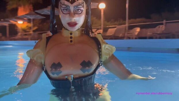 Full leaked Rubber missy private onlyfans photo