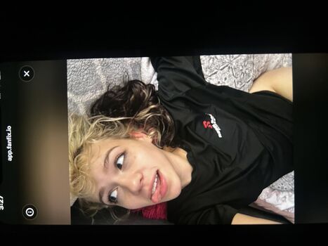 Full leaked Rubberduckiejo private onlyfans photo
