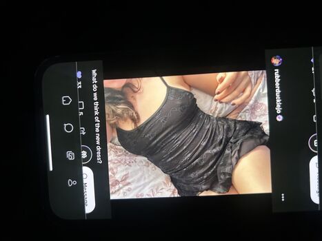 Full leaked Rubberduckiejo private onlyfans photo