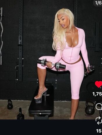 Full leaked Rubi rose page private onlyfans photo