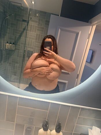 Full leaked Ruby racks private onlyfans photo