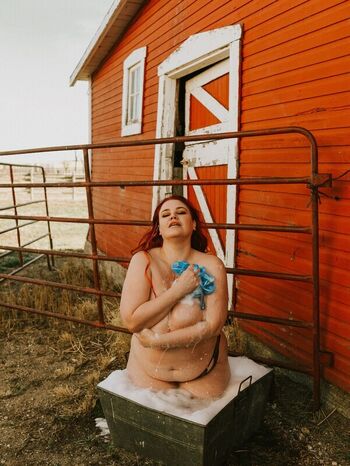 Ruby Roxx