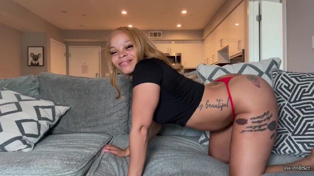 Full leaked Rue lynn private onlyfans photo