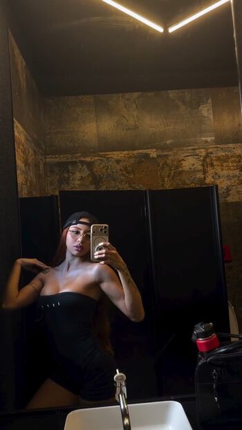Full leaked Ruivinha de marte page private onlyfans photo