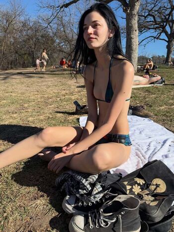 Full leaked Rylrat prettyybb private onlyfans photo