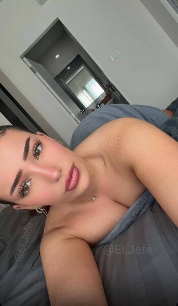 Full leaked S liooora private onlyfans photo