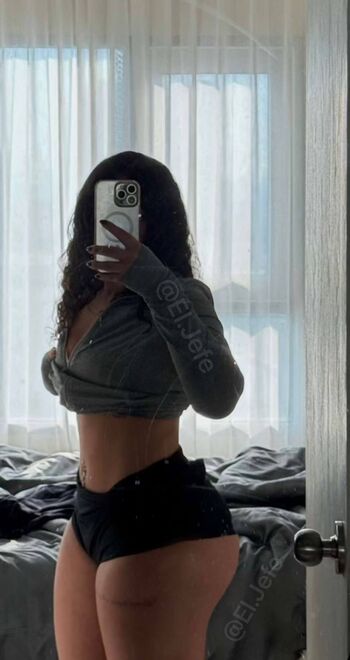 Full leaked S liooora private onlyfans photo