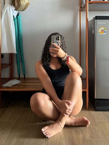 Full leaked S liooora private onlyfans photo