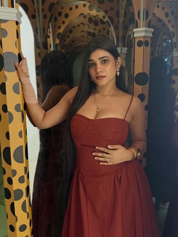 Full leaked Saadhananaidu private onlyfans photo