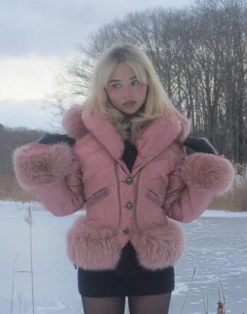 Full leaked Sabrina carpenter  page private onlyfans photo