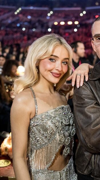 Full leaked Sabrina carpenter  page private onlyfans photo