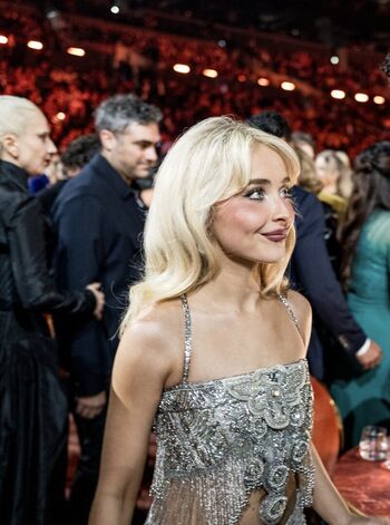 Full leaked Sabrina carpenter  page private onlyfans photo