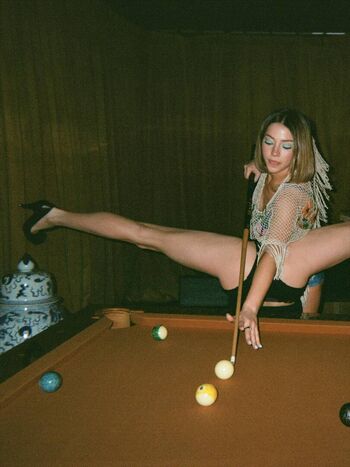 Full leaked Sabrina carpenter  page private onlyfans photo