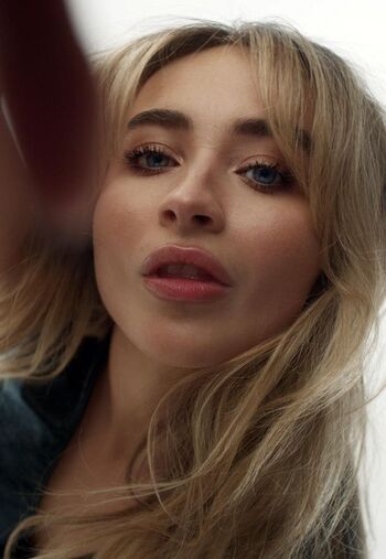 Full leaked Sabrina carpenter page private onlyfans photo