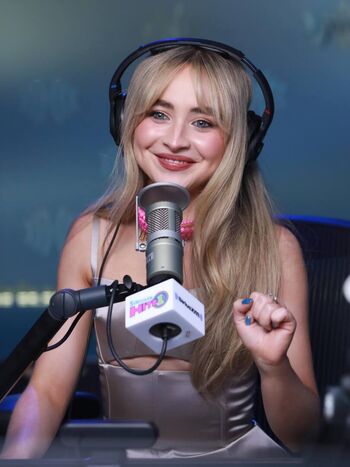 Full leaked Sabrina carpenter page private onlyfans photo