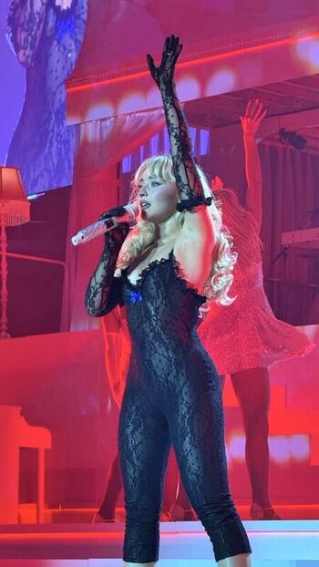 Full leaked Sabrina carpenter  page private onlyfans photo
