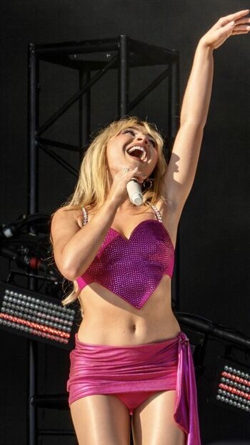 Sabrina Carpenter