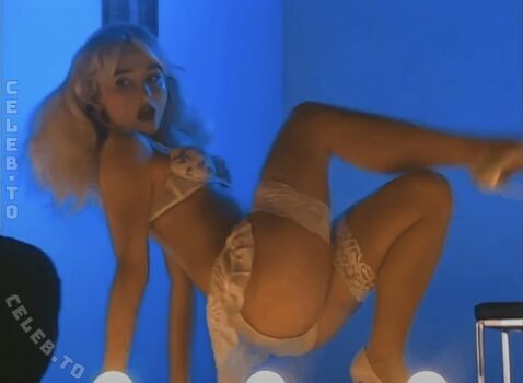 Full leaked Sabrina carpenter page private onlyfans photo