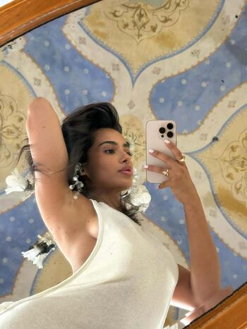 Full leaked Sabrina khouiel page private onlyfans photo