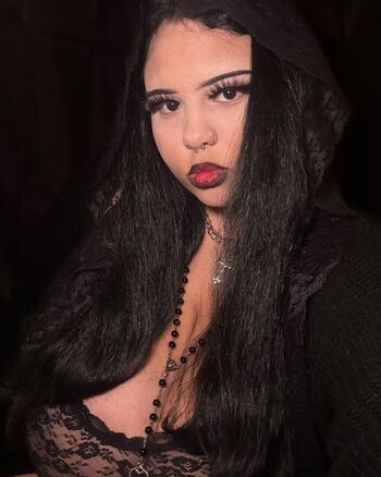Full leaked Sadesgrave private onlyfans photo