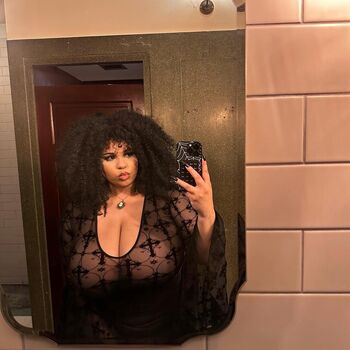 Full leaked Sadesgrave private onlyfans photo