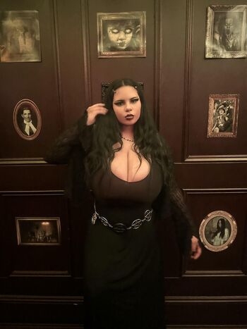 Full leaked Sadesgrave private onlyfans photo