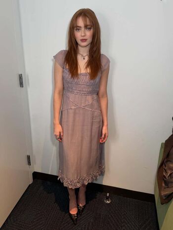 Full leaked Sadie sink page private onlyfans photo