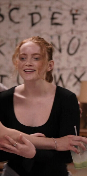 Full leaked Sadie sink page private onlyfans photo