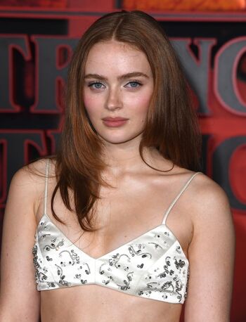 Full leaked Sadie sink page private onlyfans photo