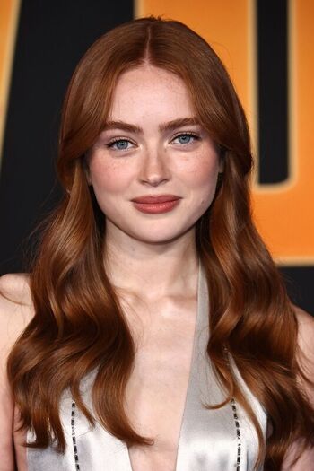 Full leaked Sadie sink page private onlyfans photo