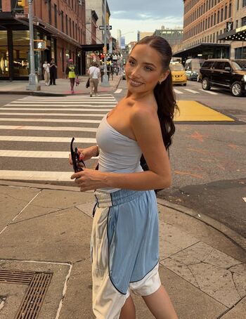 Full leaked Saffron barker private onlyfans photo