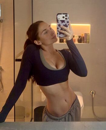 Full leaked Saffron barker private onlyfans photo