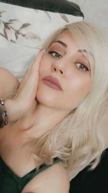 Full leaked Sahllileyla private onlyfans photo