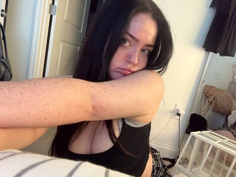 Full leaked Saikui private onlyfans photo