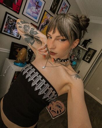 Full leaked Sailorbeeee private onlyfans photo