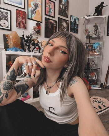 Full leaked Sailorbeeee private onlyfans photo