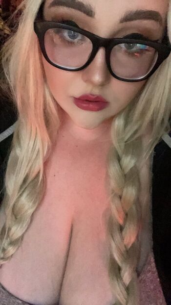 Full leaked Sailorluna private onlyfans photo