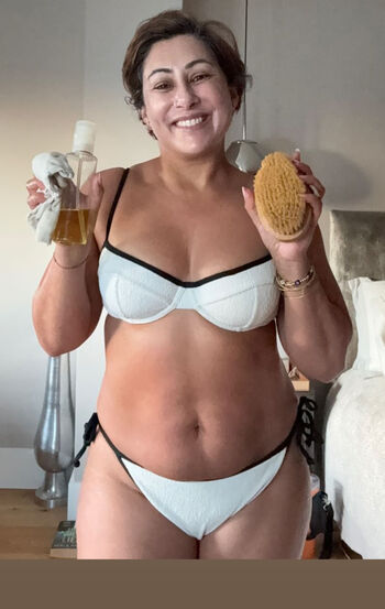 Full leaked Saira khan page private onlyfans photo