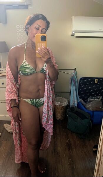 Full leaked Saira khan private onlyfans photo