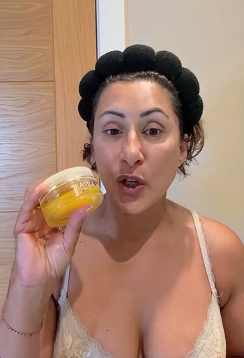 Full leaked Saira khan page private onlyfans photo