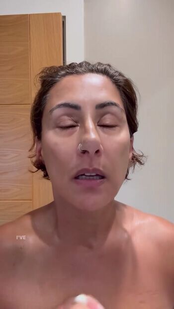 Full leaked Saira khan private onlyfans photo