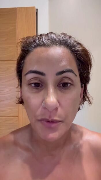 Full leaked Saira khan private onlyfans photo
