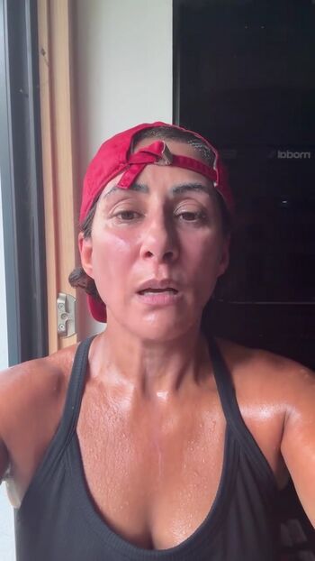 Full leaked Saira khan private onlyfans photo